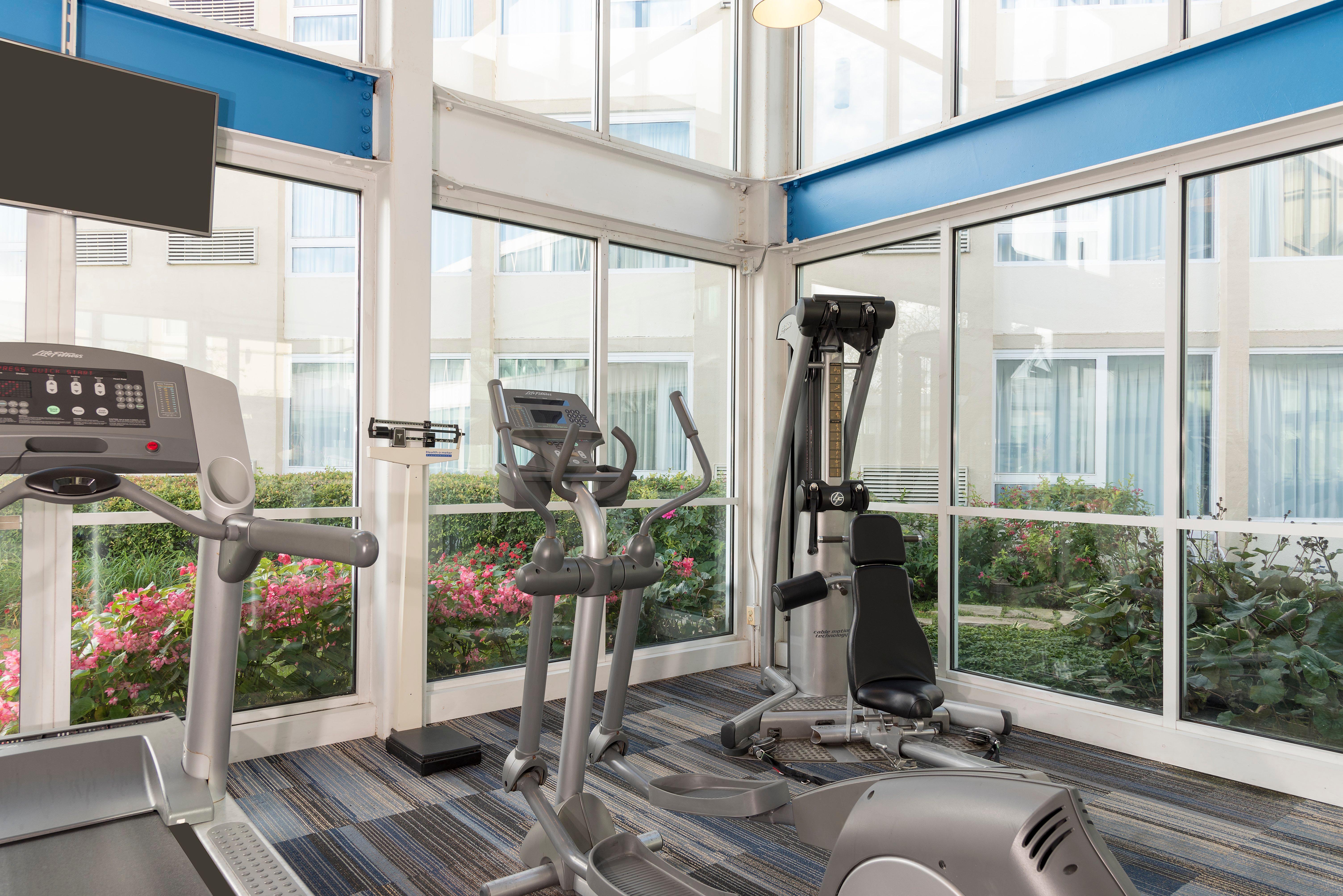 Holiday Inn Chicago - Elk Grove, An Ihg Hotel Элк-Гров-Виллидж Экстерьер фото