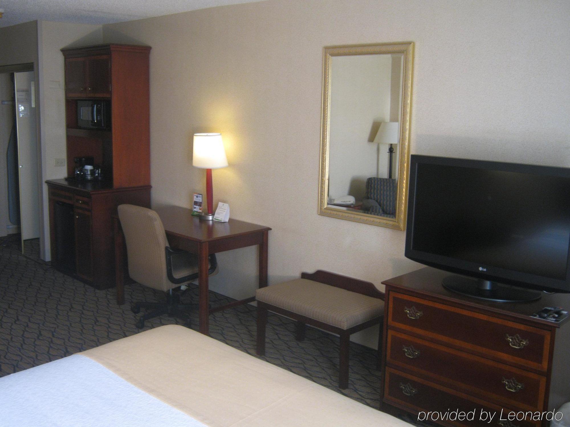 Holiday Inn Chicago - Elk Grove, An Ihg Hotel Элк-Гров-Виллидж Экстерьер фото